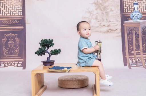 内江孕妇肚子上的黑线